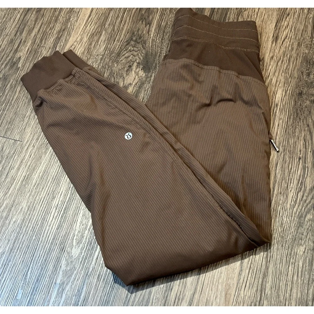 Lululemon Dance Studio Jogger Color Roasted Brown Size 4